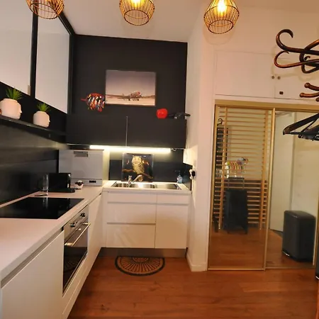 Hermitageb02 Apartment